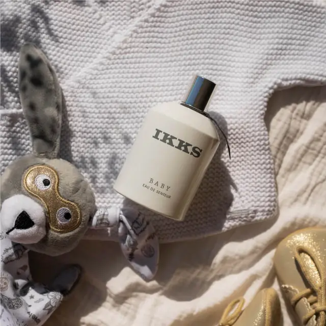 ikks-baby-girl-coffret-eau-de-senteur-et-son-doudou (1).webp
